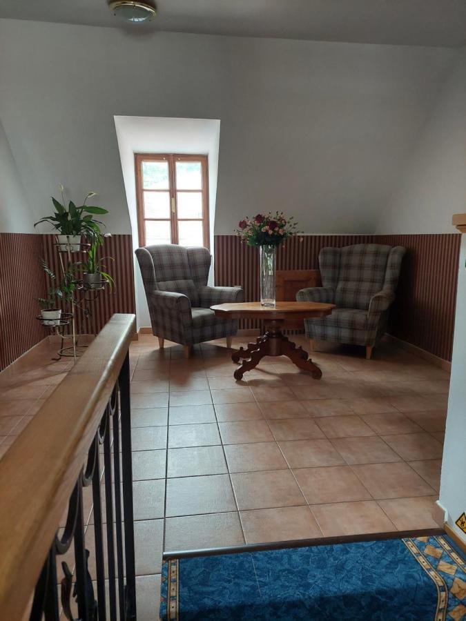 Hotel Salamander - Garni Banská Štiavnica Kültér fotó