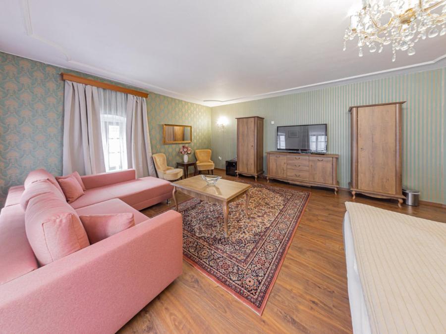 Hotel Salamander - Garni Banská Štiavnica Kültér fotó