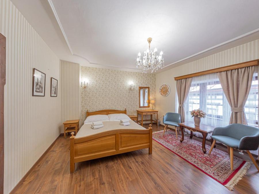 Hotel Salamander - Garni Banská Štiavnica Kültér fotó