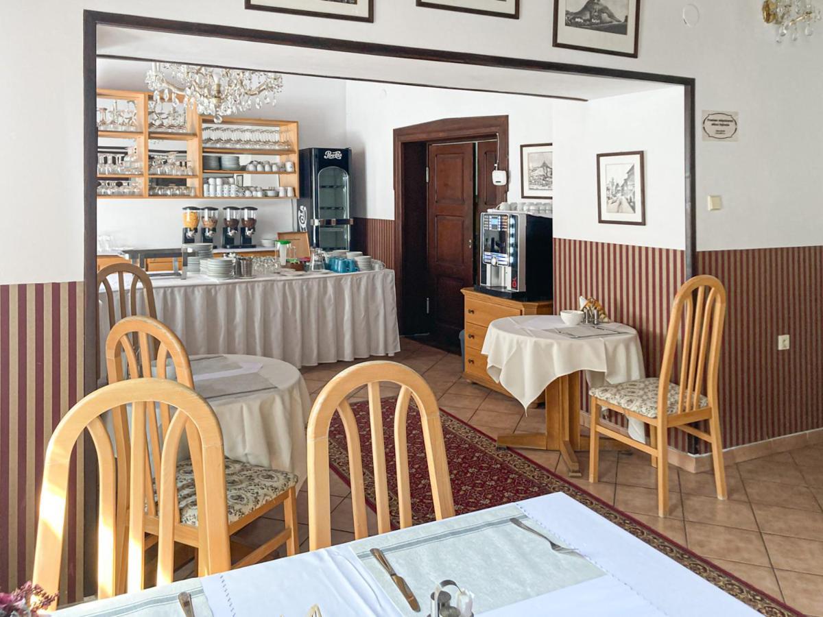 Hotel Salamander - Garni Banská Štiavnica Kültér fotó