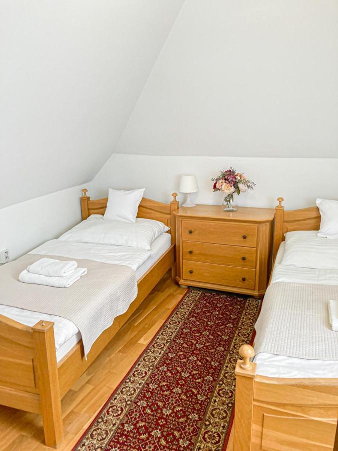 Hotel Salamander - Garni Banská Štiavnica Kültér fotó